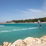 Dina *