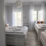 Dina Biograd na Moru