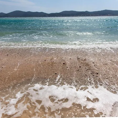 Dina * Biograd Na Moru