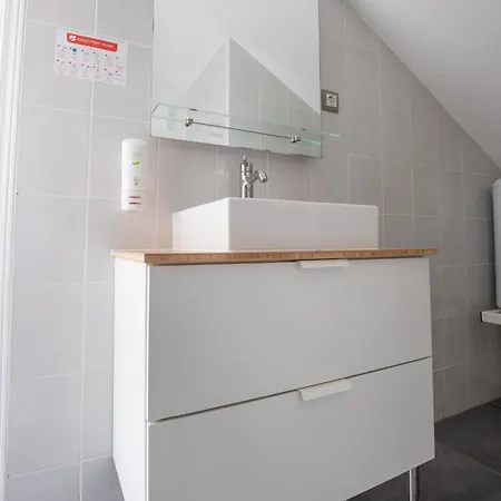Apartment Dina *