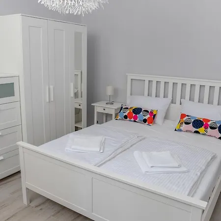Dina Apartamento Biograd Na Moru