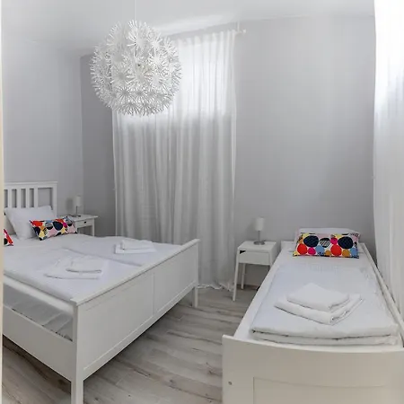 Dina Apartment *