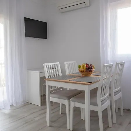 Dina Apartment Weißenburg