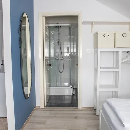 Dina Apartment *