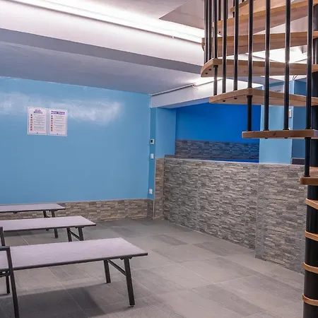 Dina Biograd Na Moru