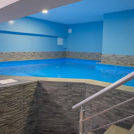 Dina Biograd Na Moru