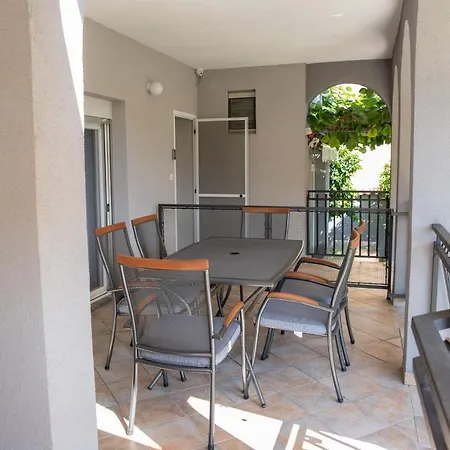 Apartament Dina Biograd Na Moru