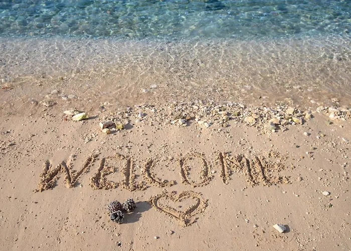 Апартаменты Dina *