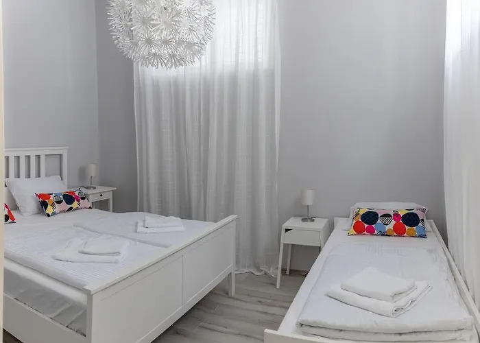 Dina Апартаменты *