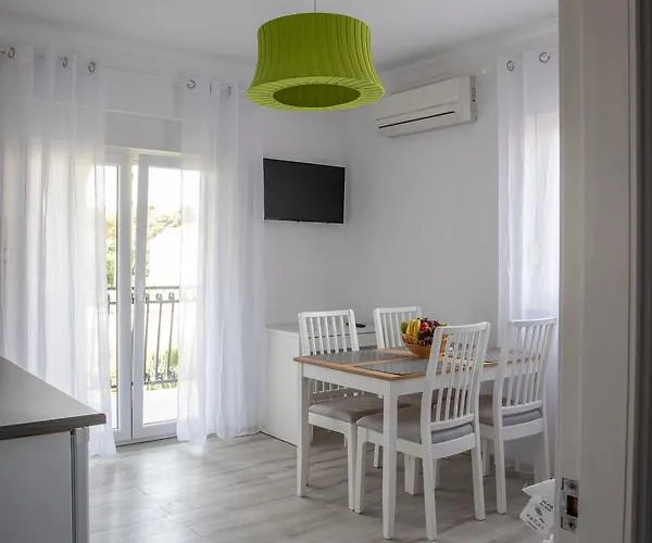 Dina Апартаменты Биоград-на-Мору