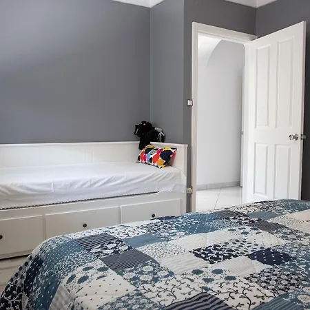 Dina * Biograd Na Moru