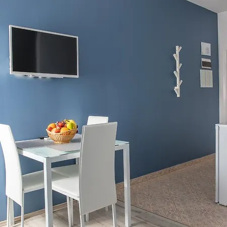 Dina Apartmán